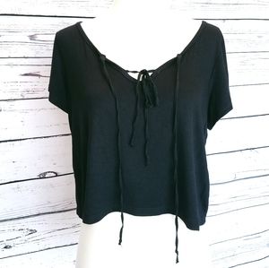 🍋 3/$30 NWOT Don't Ask Why Black V-Neck Crop Top